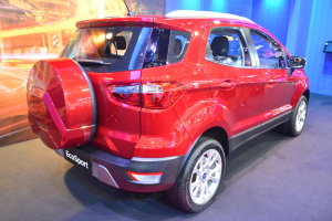 red Ford EcoSport