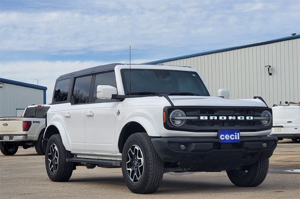 2023 Ford Bronco Outer Banks