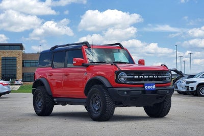 2024 Ford Bronco Outer Banks