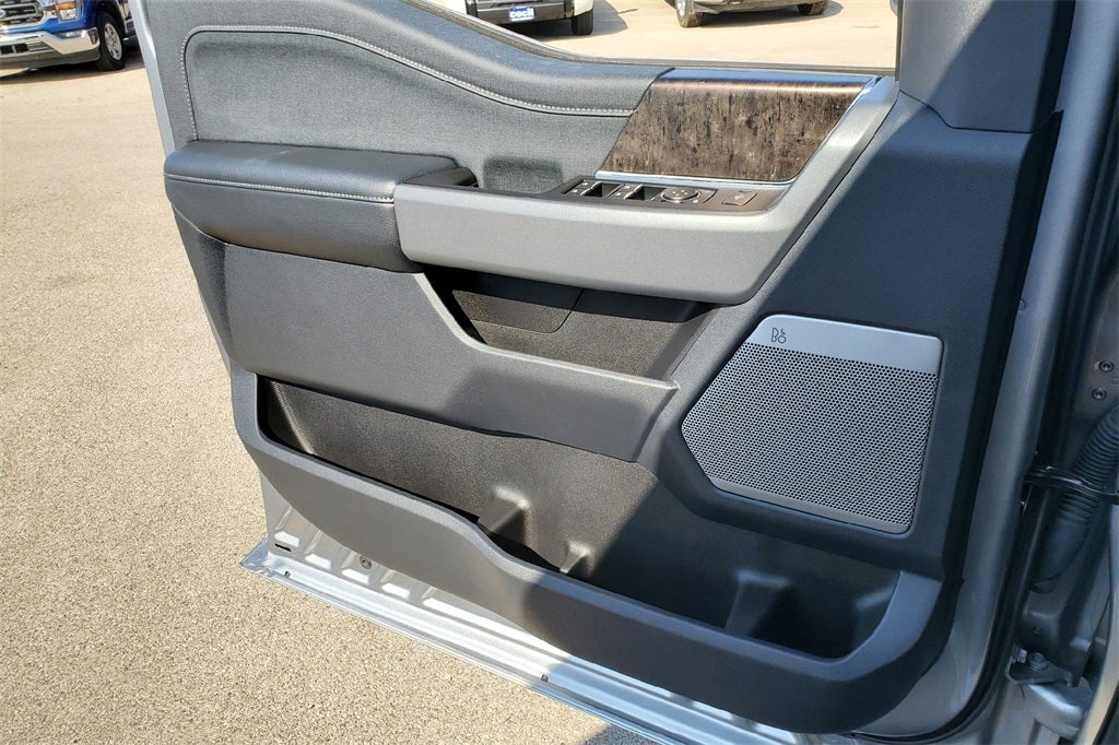 2024 Ford F-350SD Lariat