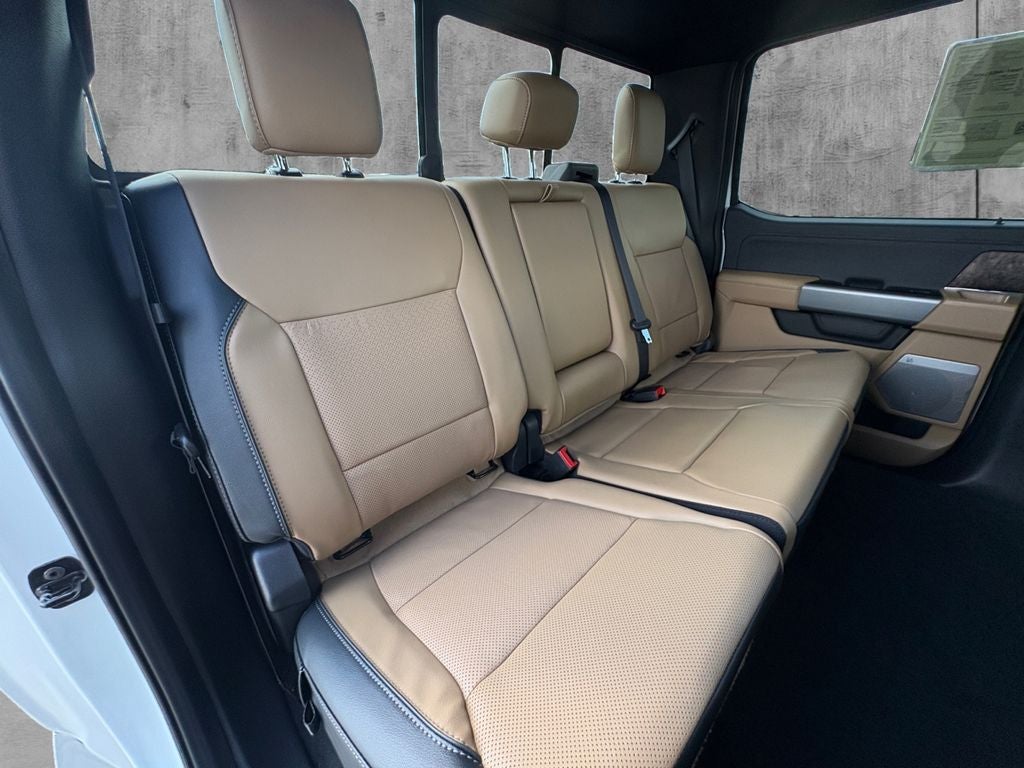 2024 Ford F-350SD Lariat DRW