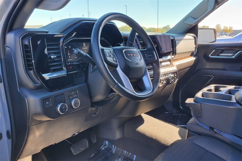 2024 GMC Sierra 1500 SLE