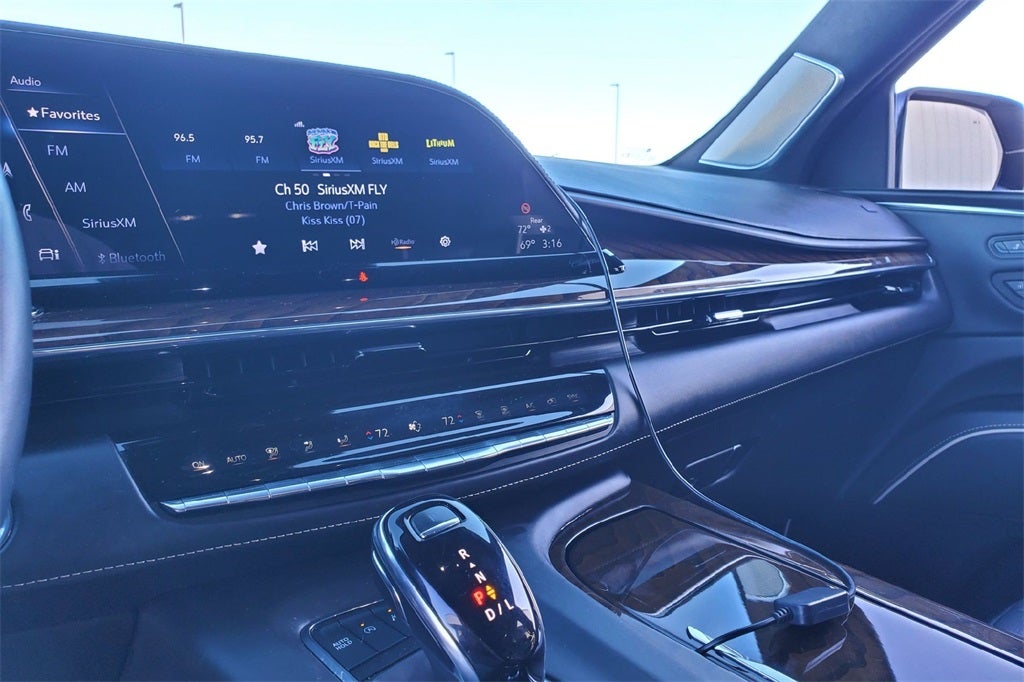 2023 Cadillac Escalade Sport Platinum