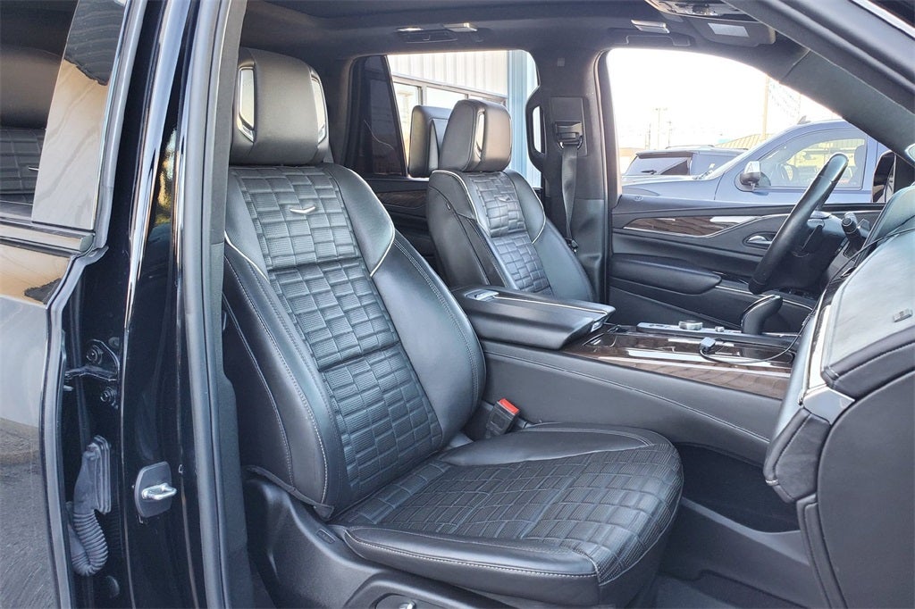 2023 Cadillac Escalade Sport Platinum