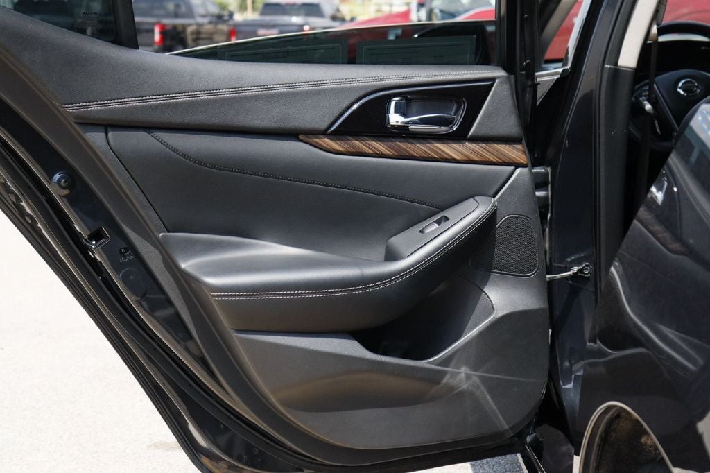 2016 Nissan Maxima Platinum