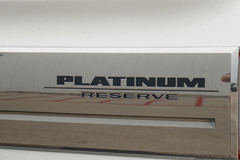 2017 Nissan Titan Platinum Reserve