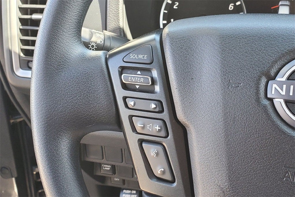 2024 Nissan Frontier SV