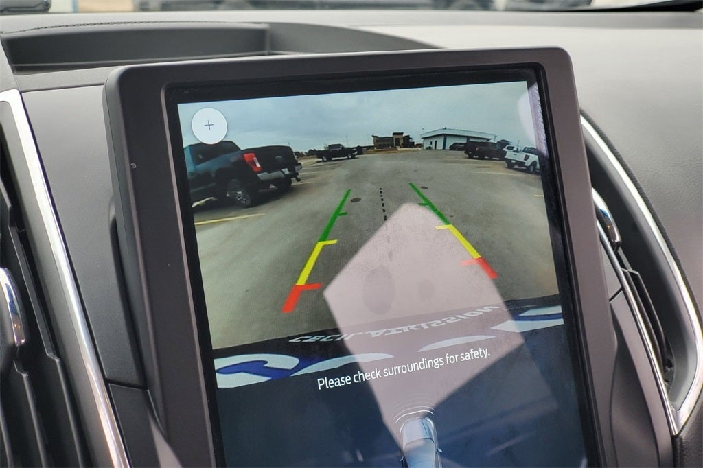 2023 Ford Edge Titanium