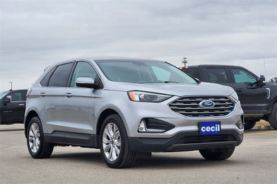 2023 Ford Edge Titanium