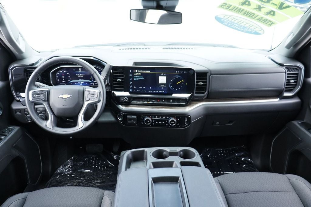2026 Chevrolet Silverado 1500 LT LT1