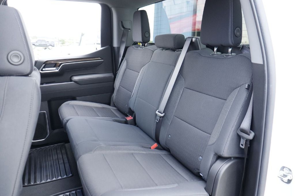 2026 Chevrolet Silverado 1500 LT LT1
