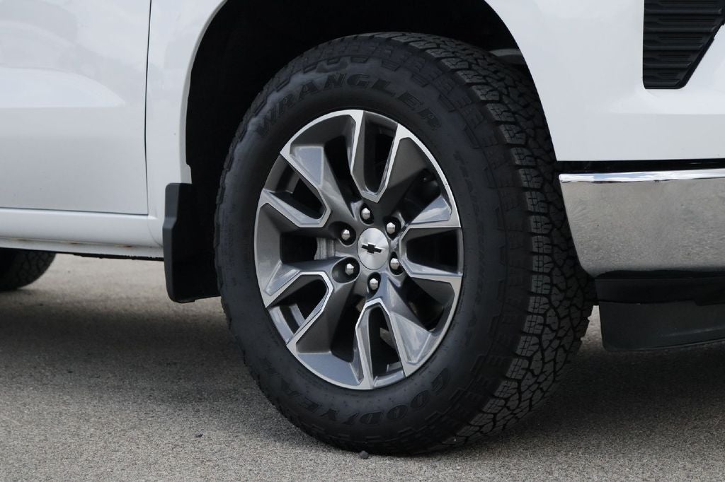 2026 Chevrolet Silverado 1500 LT LT1