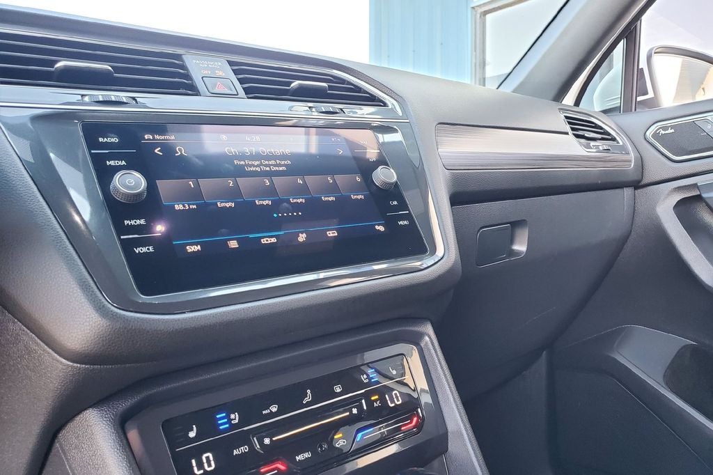 2022 Volkswagen Tiguan 2.0T SEL R-Line