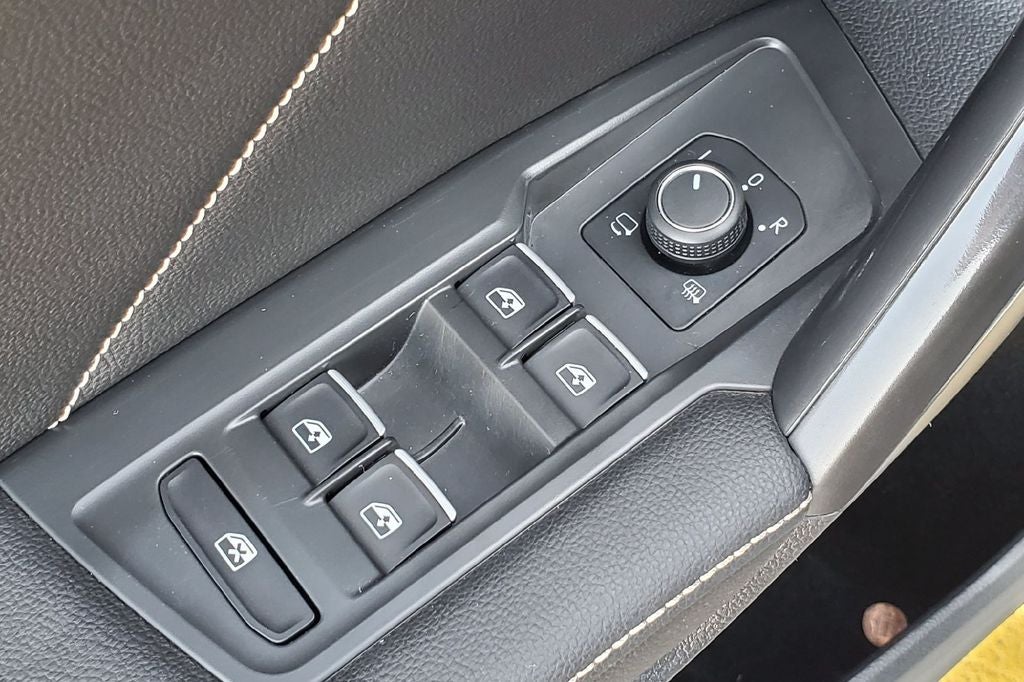 2022 Volkswagen Tiguan 2.0T SEL R-Line