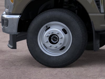 2026 Ford Super Duty F-350® XLT