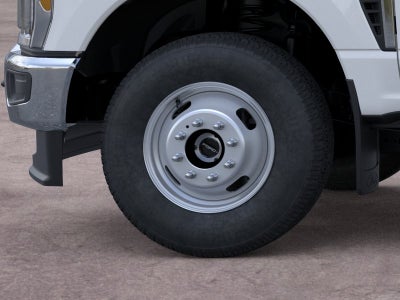 2026 Ford Super Duty F-350® XLT