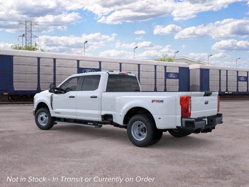 2026 Ford Super Duty F-350® XLT