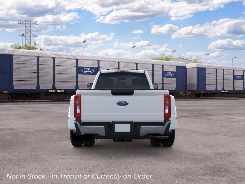 2026 Ford Super Duty F-350® XLT