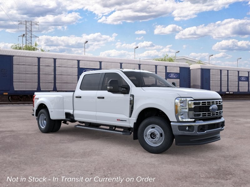 2026 Ford Super Duty F-350® XLT