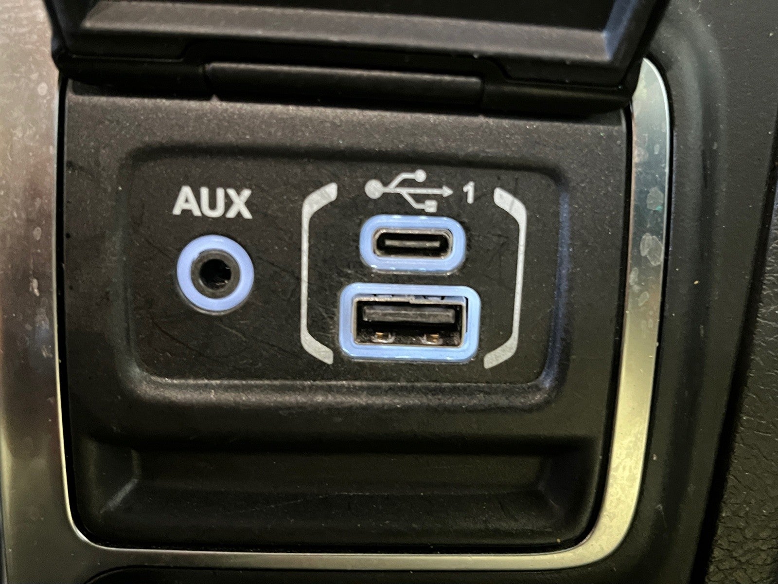 2023 Jeep Wrangler Sahara Altitude