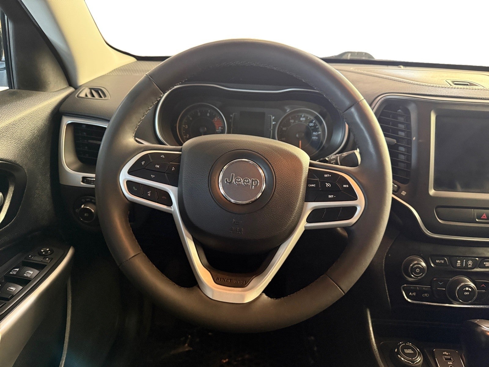 2022 Jeep Cherokee X
