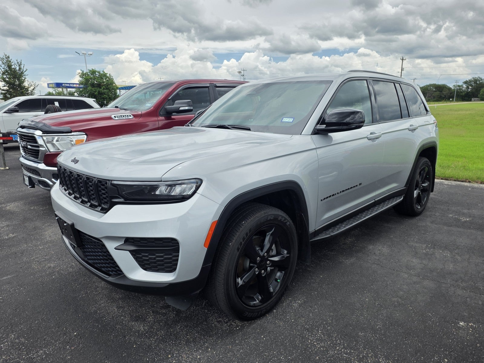 2025 Jeep Grand Cherokee Altitude