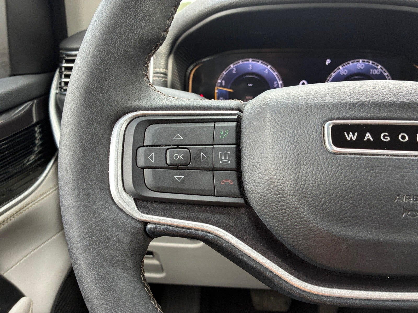 2024 Jeep Wagoneer 4x2