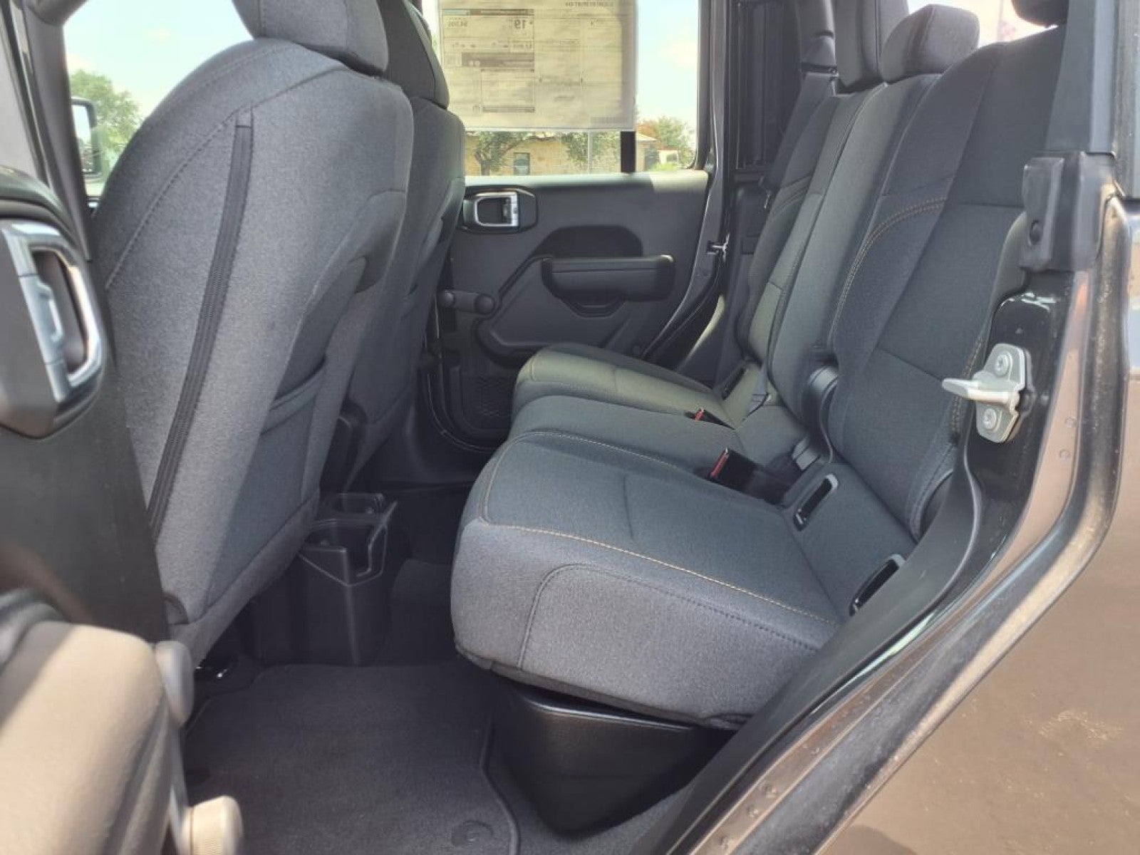 2024 Jeep Gladiator Sport