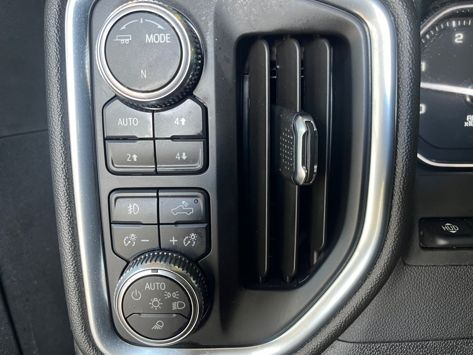2023 GMC Sierra 2500HD AT4