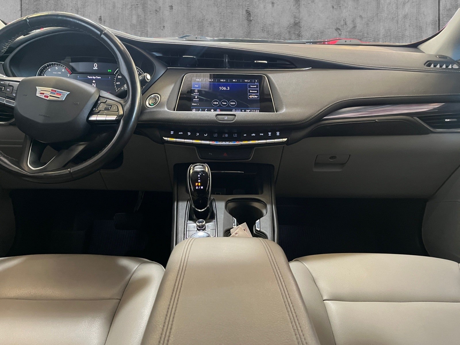 2022 Cadillac XT4 FWD Luxury