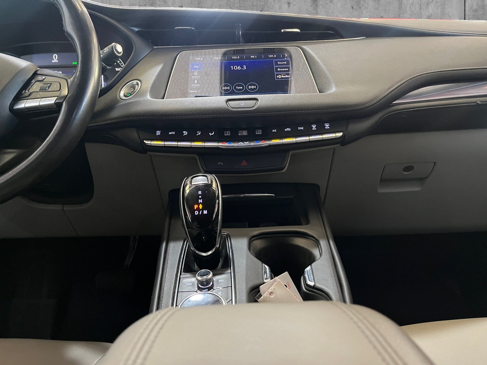 2022 Cadillac XT4 FWD Luxury