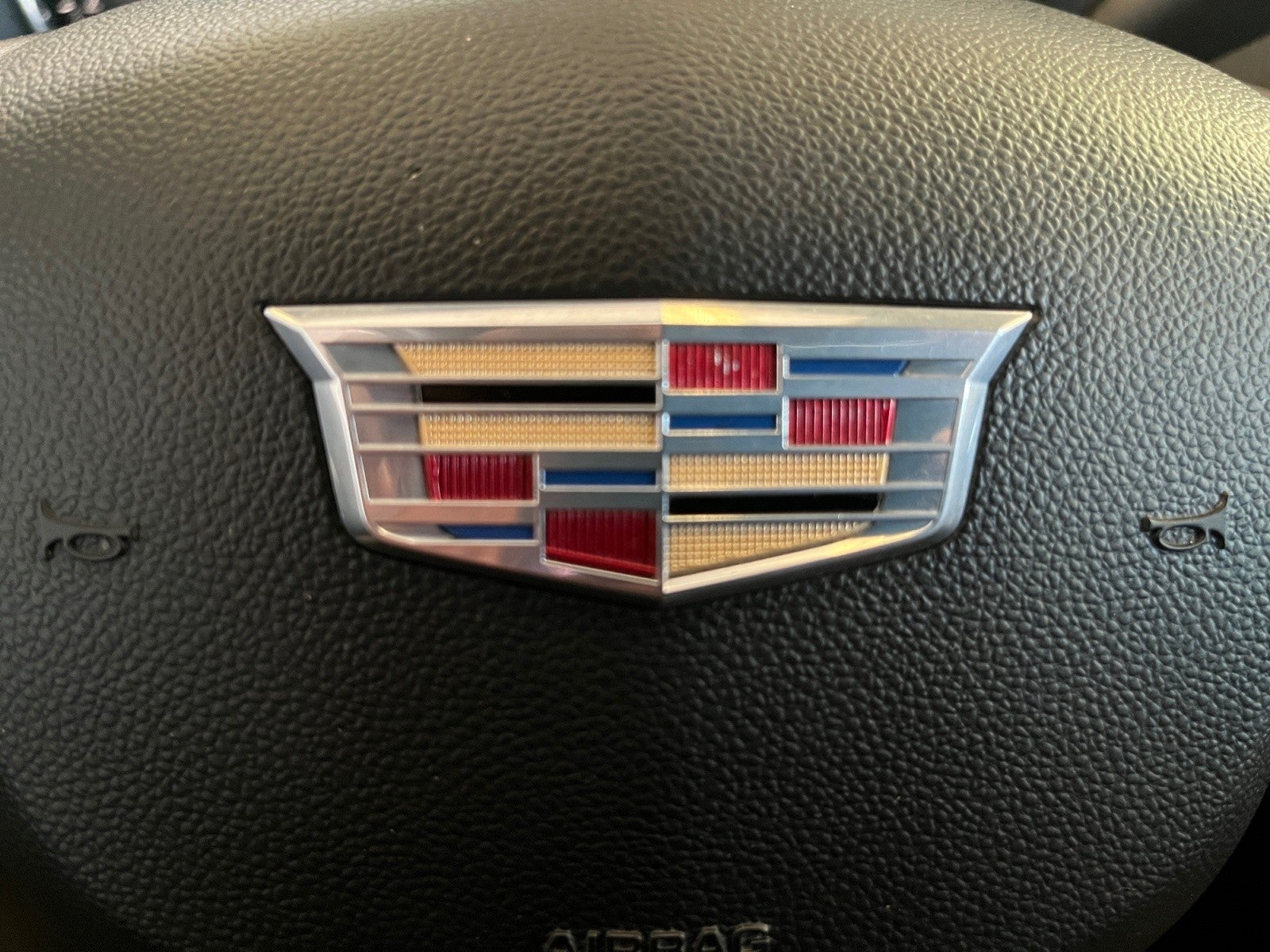 2022 Cadillac XT4 FWD Luxury