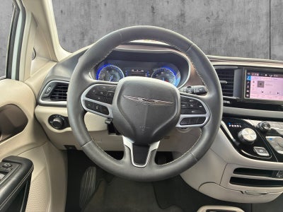 2023 Chrysler Voyager (fleet-only) LX