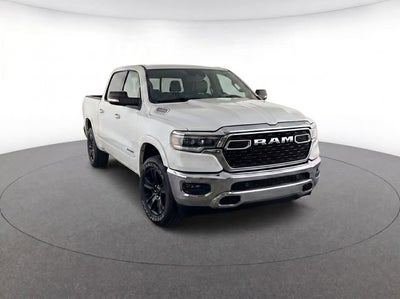 2025 RAM 1500 Big Horn Crew Cab 4x4 5'7" Box