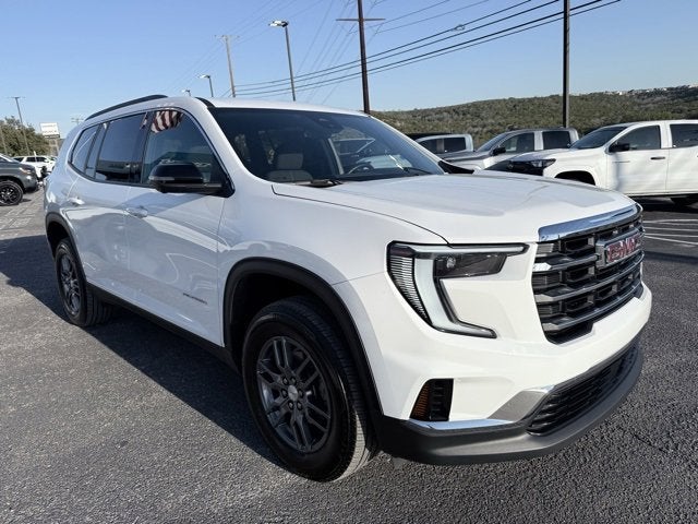 2025 GMC Acadia Elevation