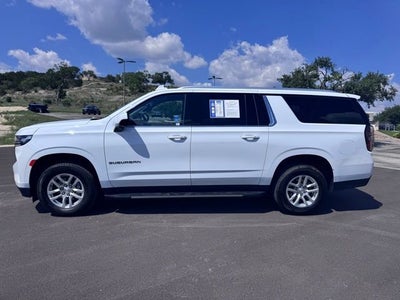 2024 Chevrolet Suburban LT
