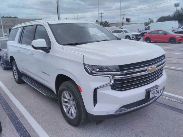 2024 Chevrolet Suburban LT