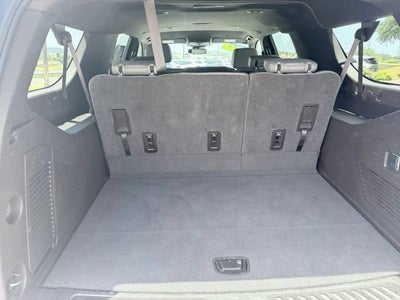 2024 Chevrolet Suburban LT