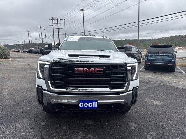 2024 GMC Sierra 2500 HD Pro
