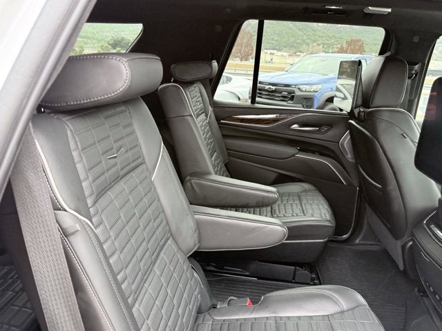 2024 Cadillac Escalade Sport Platinum