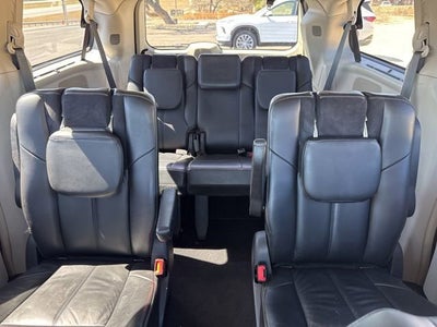 2015 Chrysler Town & Country Limited Platinum