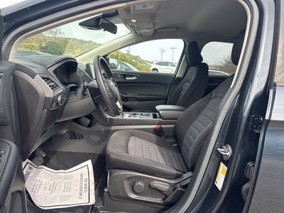 2023 Ford Edge SE