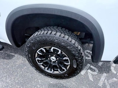 2025 Chevrolet Silverado 1500 ZR2