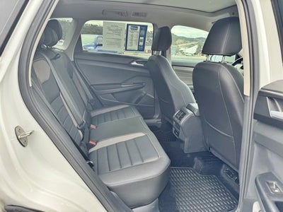 2024 Volkswagen Taos SEL