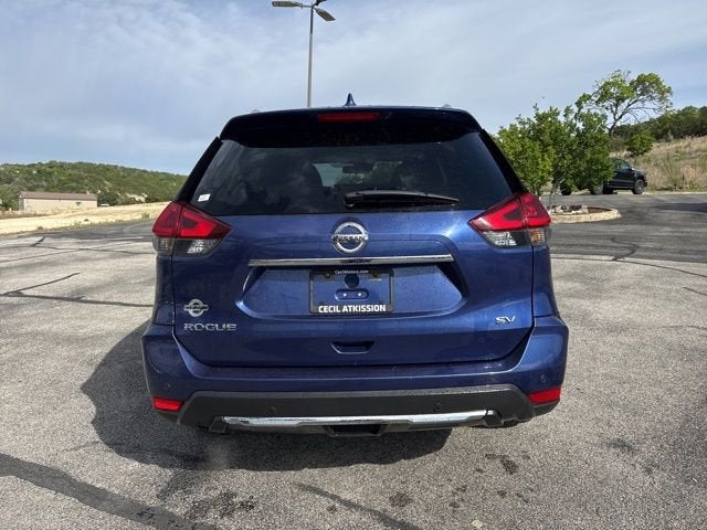 2020 Nissan Rogue SV FWD