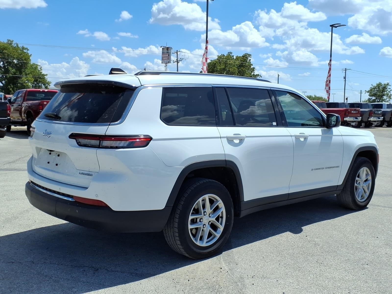2023 Jeep Grand Cherokee L Laredo