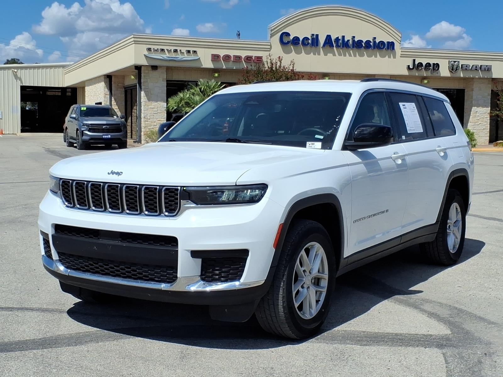 2023 Jeep Grand Cherokee L Laredo