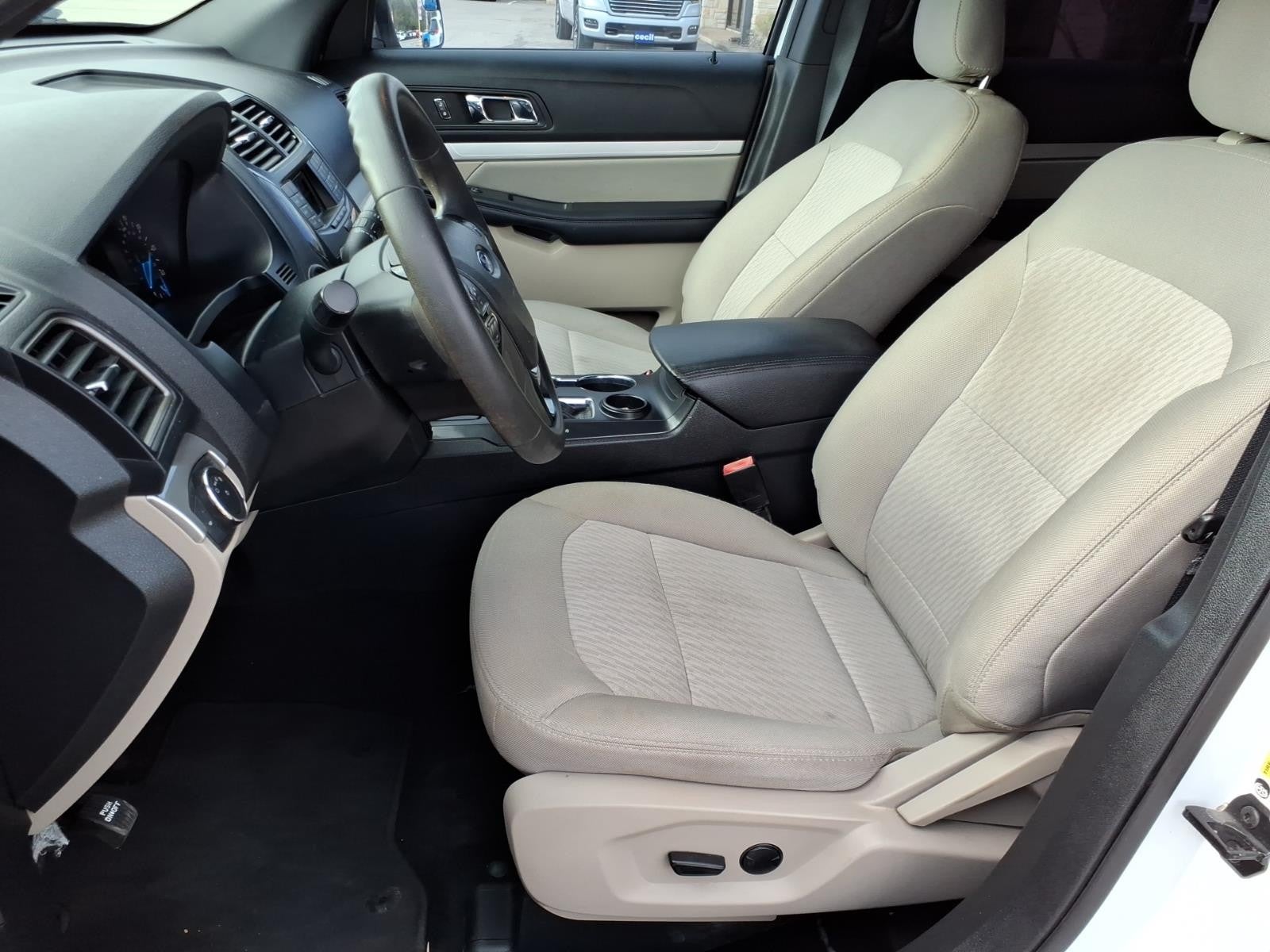 2019 Ford Explorer Base