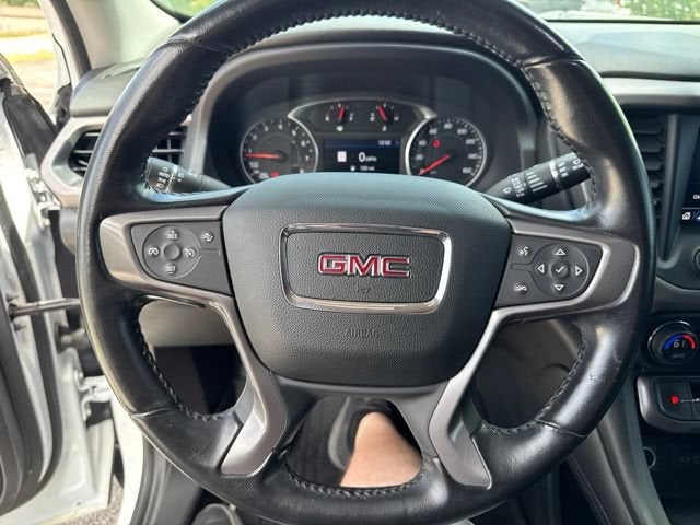 2021 GMC Acadia AT4