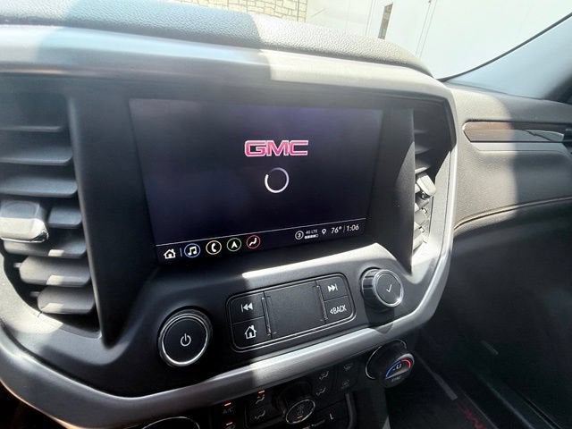 2021 GMC Acadia AT4